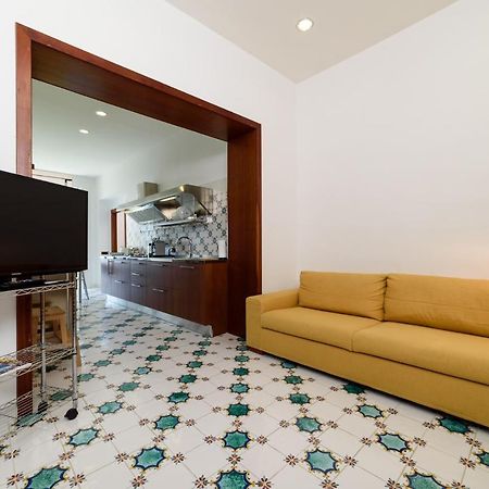 Amalfi Coast Family Luxury Suite Vietri 外观 照片