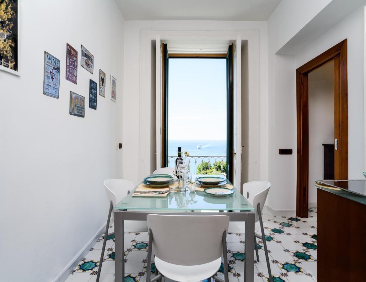 Amalfi Coast Family Luxury Suite Vietri 外观 照片