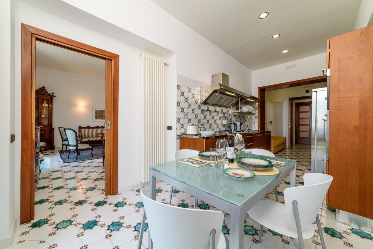 Amalfi Coast Family Luxury Suite Vietri 外观 照片