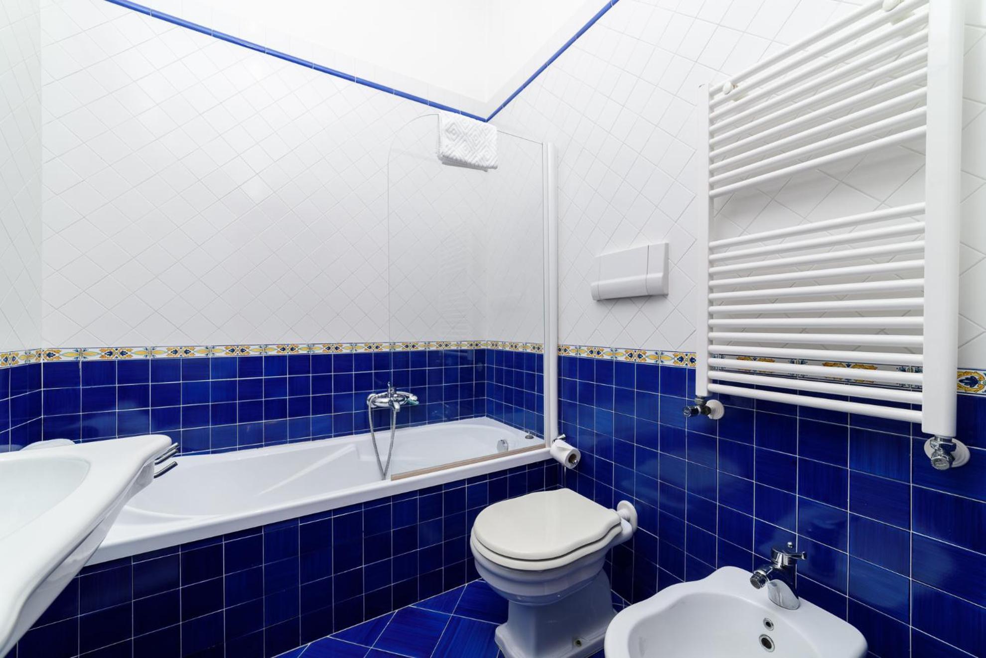 Amalfi Coast Family Luxury Suite Vietri 外观 照片